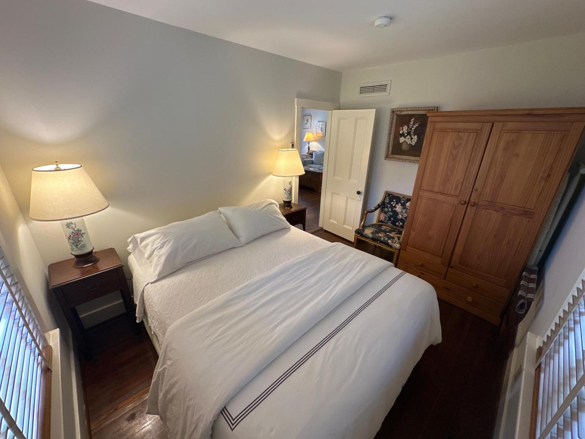 The 1708 House Bed & Breakfast Southampton Ngoại thất bức ảnh