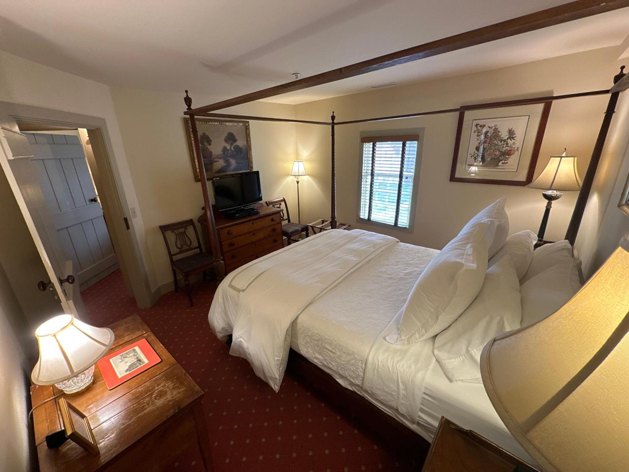 The 1708 House Bed & Breakfast Southampton Ngoại thất bức ảnh