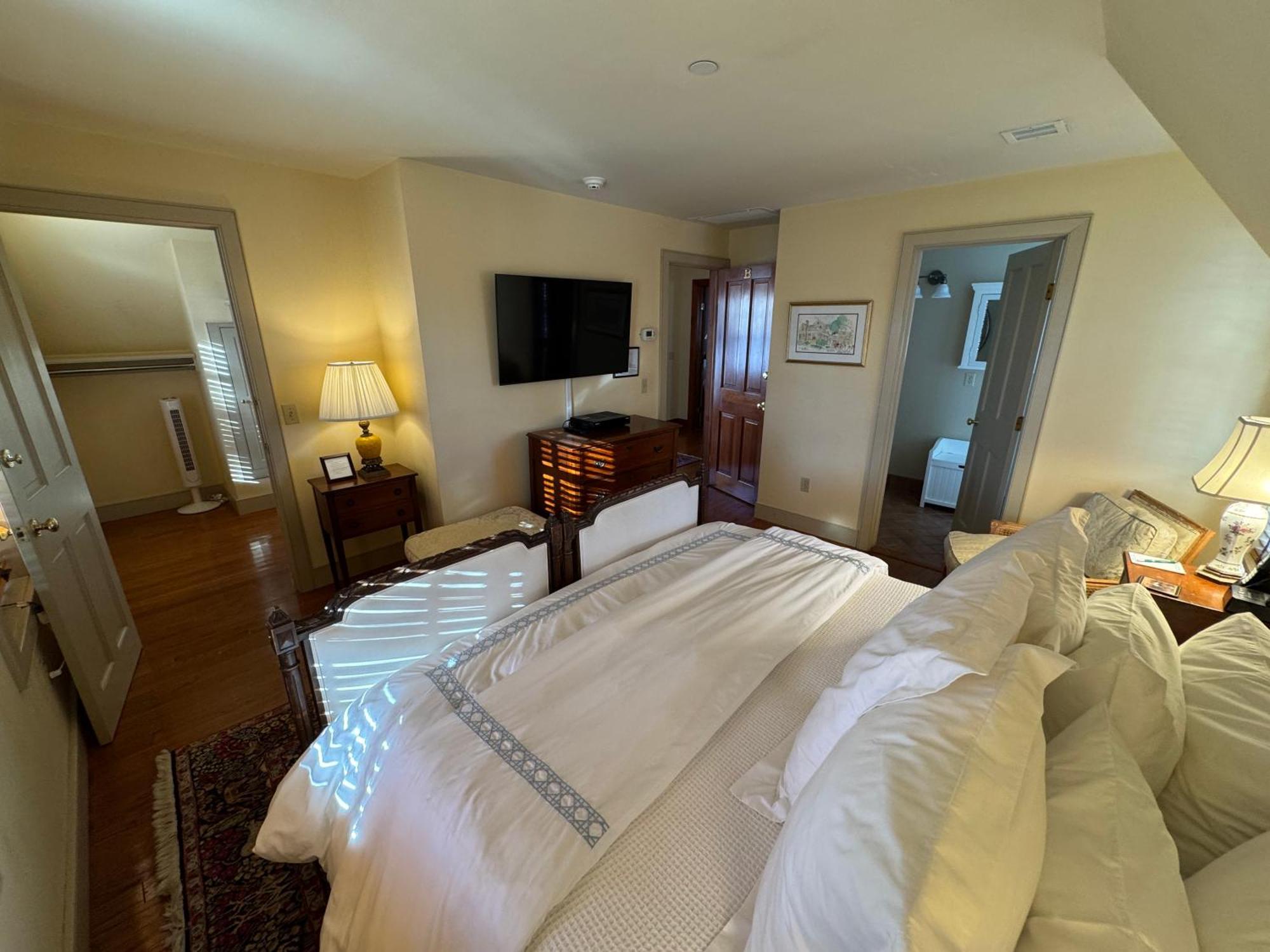The 1708 House Bed & Breakfast Southampton Ngoại thất bức ảnh